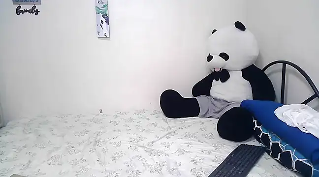 rihanna22 online show from February 25, 4:21 pm