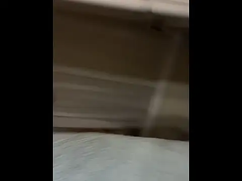 Jsummersxx online show from December 3, 1:37 pm