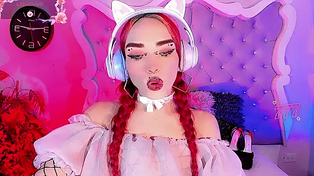 LeyXandrabraz online show from June 1, 8:32 pm