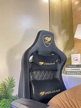 HeavenlyStar online show from February 5, 7:10 pm