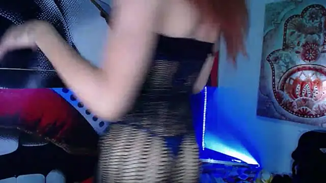 Pamelanicole online show from December 16, 10:24 pm
