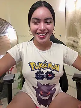 HotstuffCherrySummer online show from December 20, 8:09 am