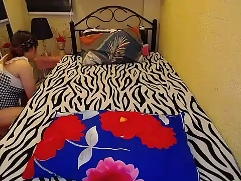 MissFoxylady online show from December 11, 7:14 pm