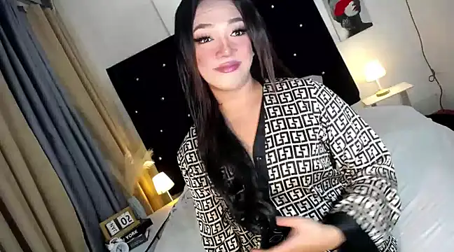 AlmiraFayeee online show from January 10, 11:43 am