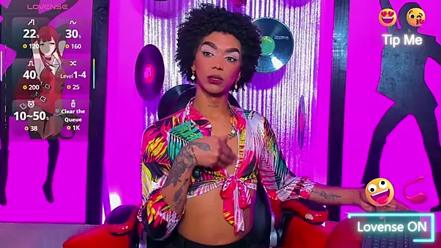 nickyminach  online show from March 11, 9:08 pm