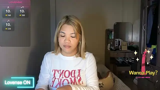 iamYourBestGirl online show from June 10, 4:34 am