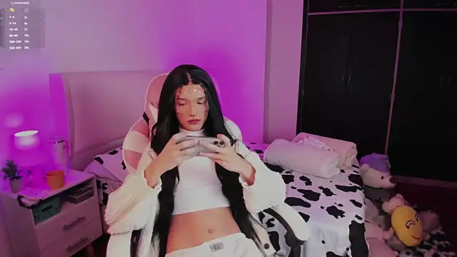 Ainhoads online show from October 30, 4:06 pm