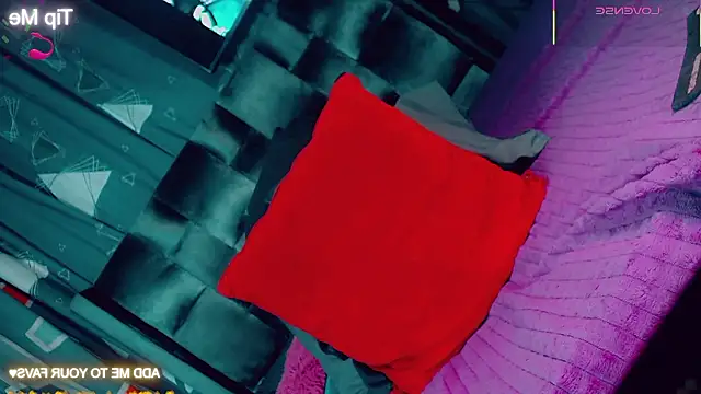 CharlotteBigCock online show from January 15, 3:00 pm