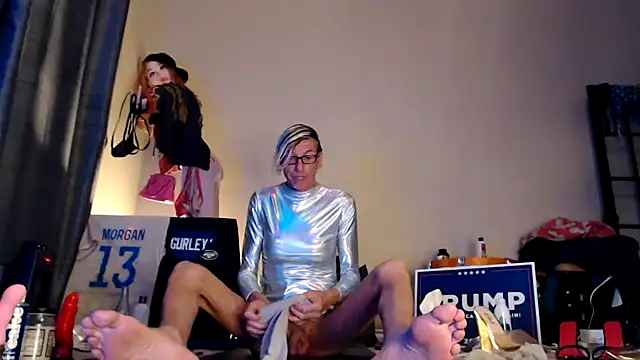 Snapshot of Taylorsexbot chatting on January 8, 4:44 am Taylorsexbot online show from January 8, 4:44 am