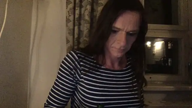 TS-Julia online show from January 11, 6:47 pm