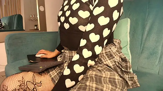 Satuurn  online show from April 8, 1:45 pm