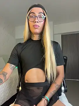 Miss sagitario online show from April 1, 1:41 pm